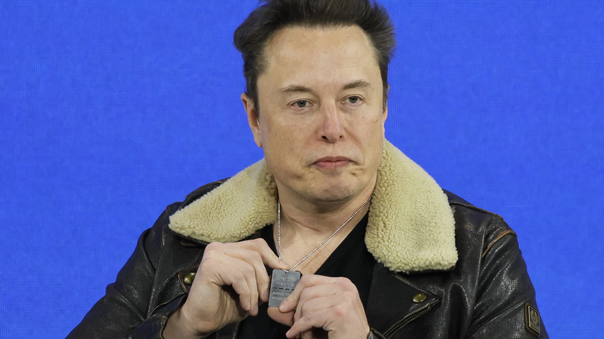 Elon Musk considers reinstating Alex Jones' X account