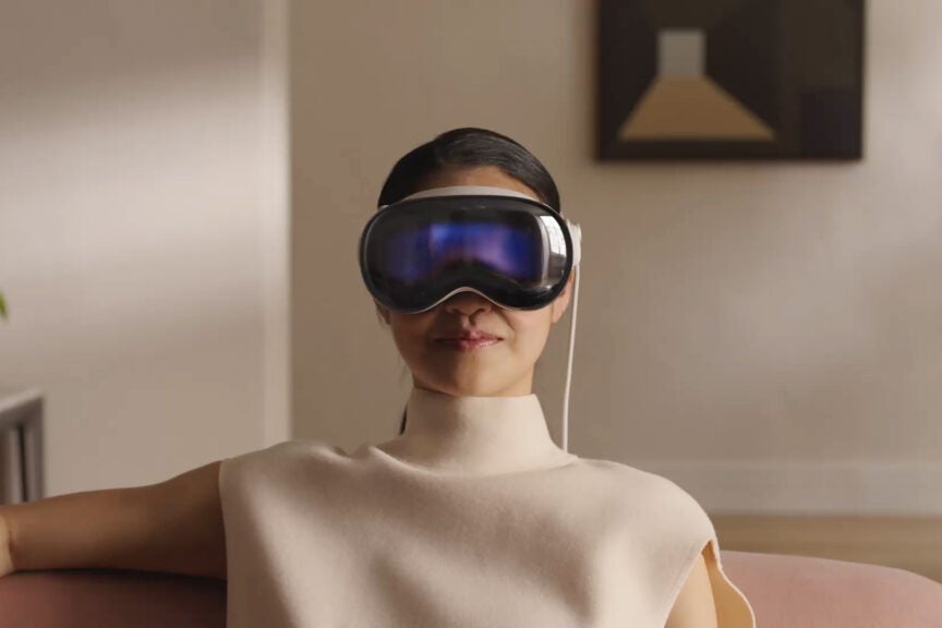 Elon Musk Takes A Swipe At Apple AR/VR Headsets As Vision Pro Pre-Orders Open: 'It's Weird That The TV Now Sits On Your Nose!' - Meta Platforms (NASDAQ:META)