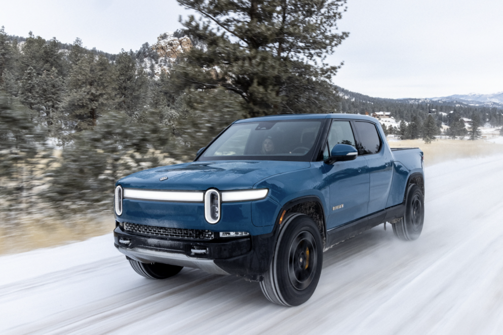 Rivian CEO Touts 'Snow Mode' Even As Tesla Cybertruck's Wintry Worries Linger - Tesla (NASDAQ:TSLA), Rivian Automotive (NASDAQ:RIVN)