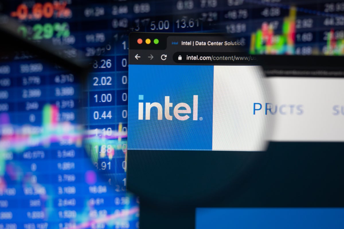 Barron's Weekend Stock Picks: Intel, Coinbase And Spirit Airlines' Stock Is Slipping - DraftKings (NASDAQ:DKNG), Coinbase Glb (NASDAQ:COIN)