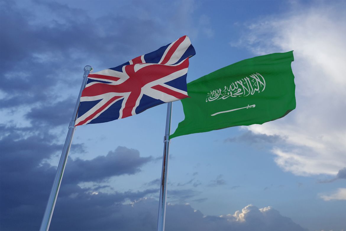 UK Saudi Arabia flags