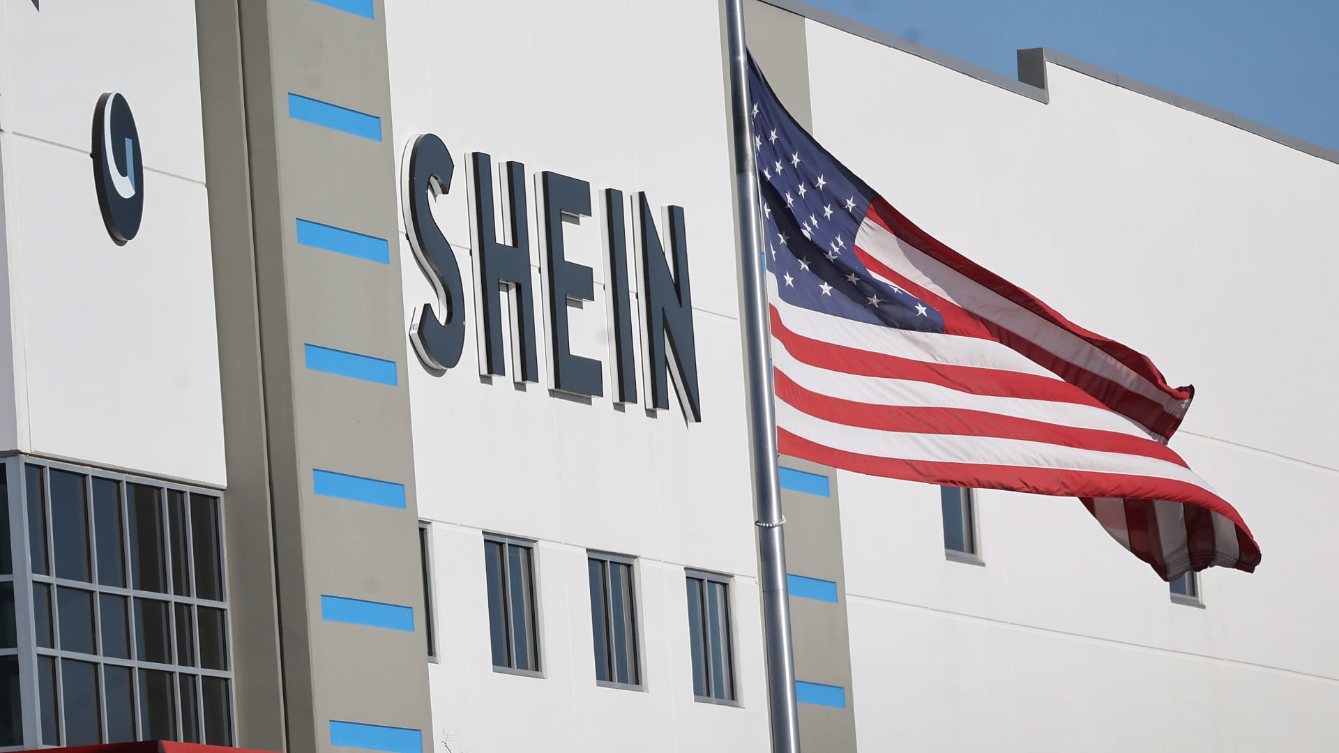 Shein rejects Amazon 'clone' talk ahead of closely watched U.S. listing