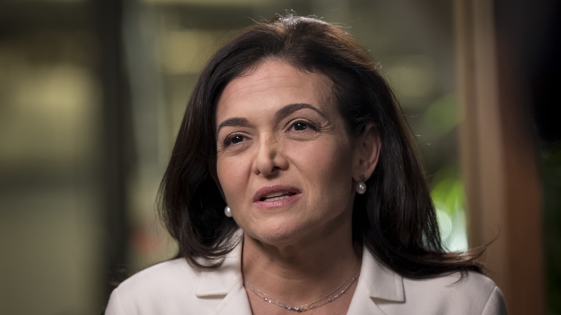 Sheryl Sandberg says she's leaving Meta's board