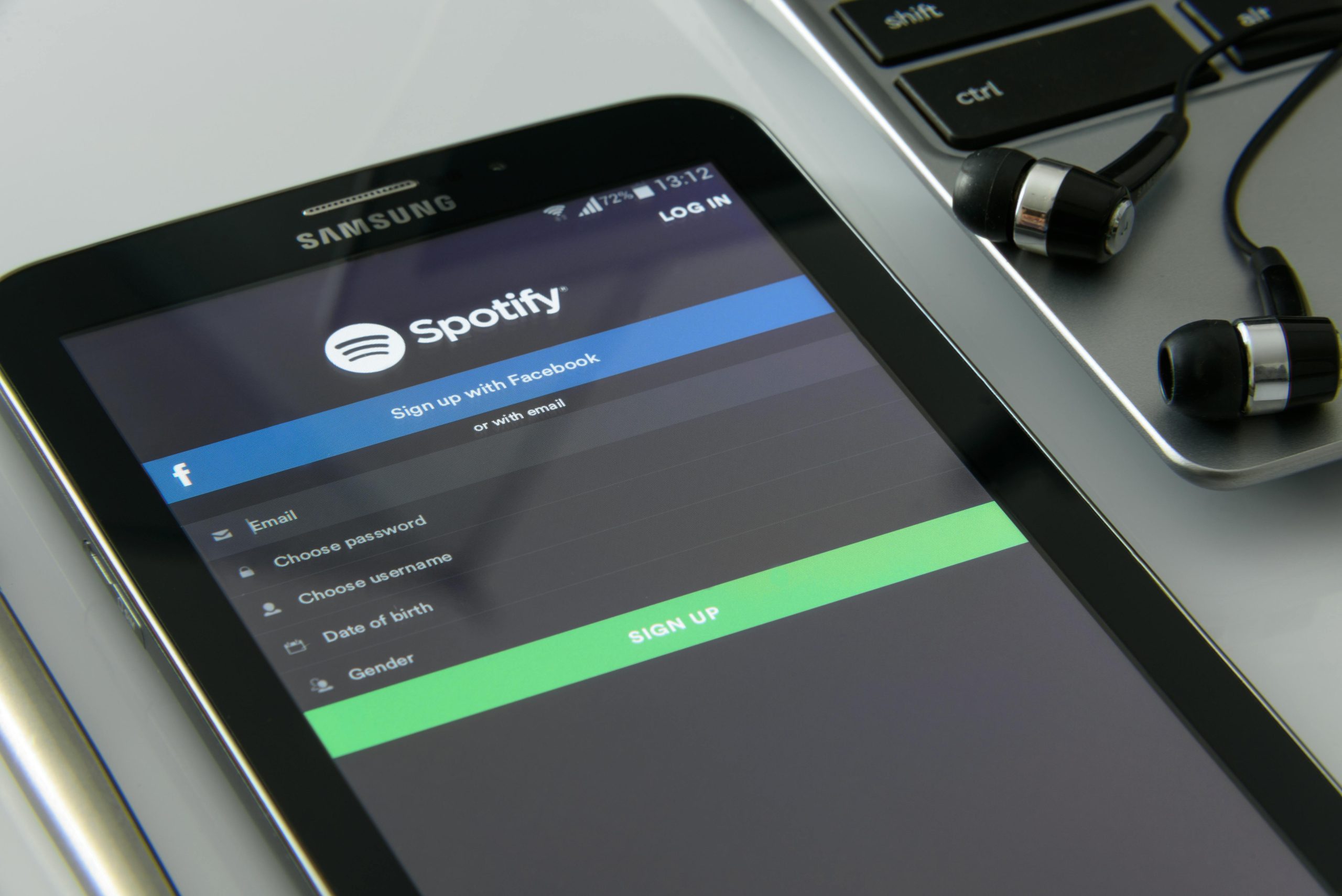 Spotify slams Apple's 'outrageous' app commission