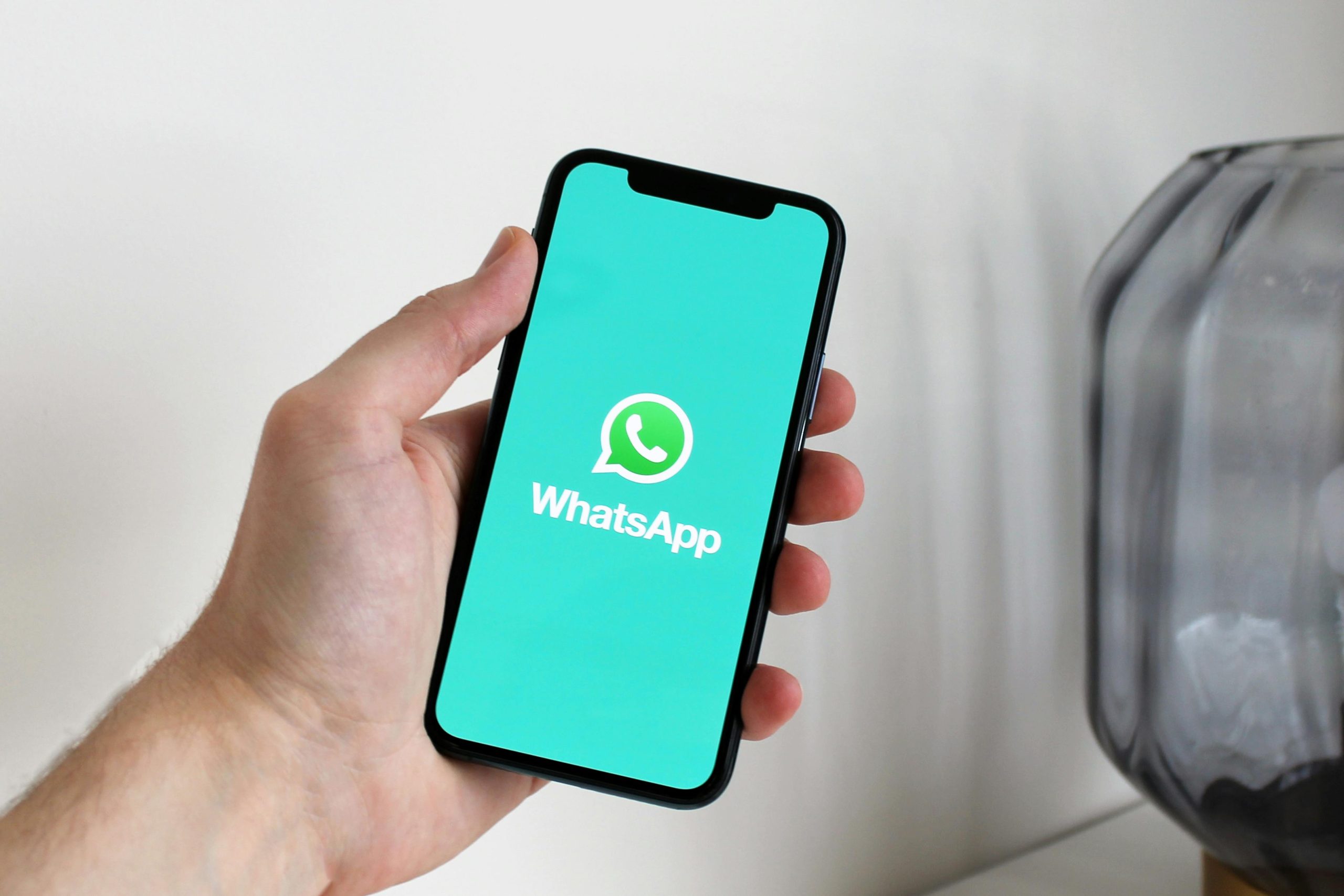 WhatsApp building file transfer like Apple's AirDrop