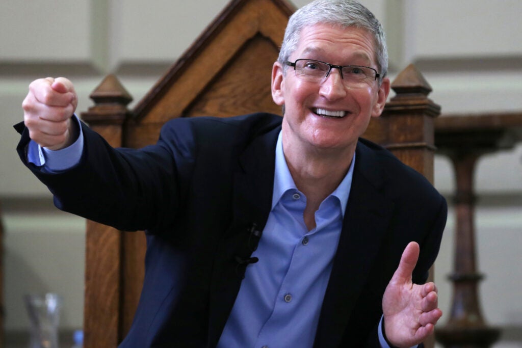 Apple CEO Tim Cook Defends Vision Pro's High Price A Day Before Lunch: 'Incredible Amount Of Technology That's Packed Into The Product' - Apple (NASDAQ:AAPL)