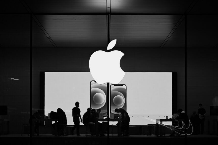 Apple Thanks Man Charged With Defrauding Them Of $2.5M, Reason Remains Unclear: Report - Apple (NASDAQ:AAPL)