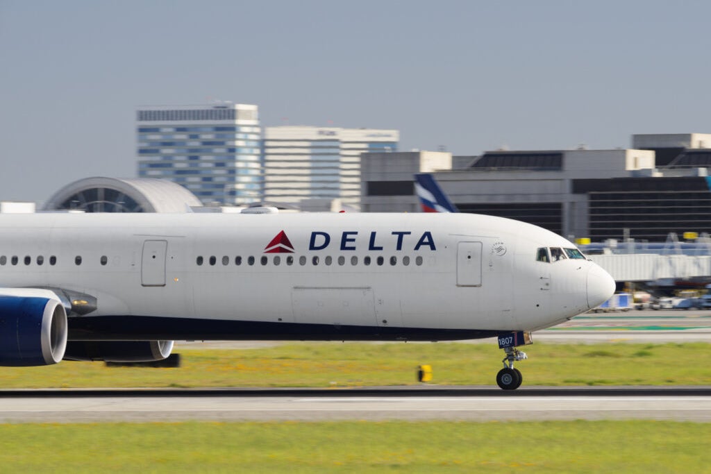Delta To Introduce Premium Lounge Experience At New York, Boston And Los Angeles Airports - Delta Air Lines (NYSE:DAL)