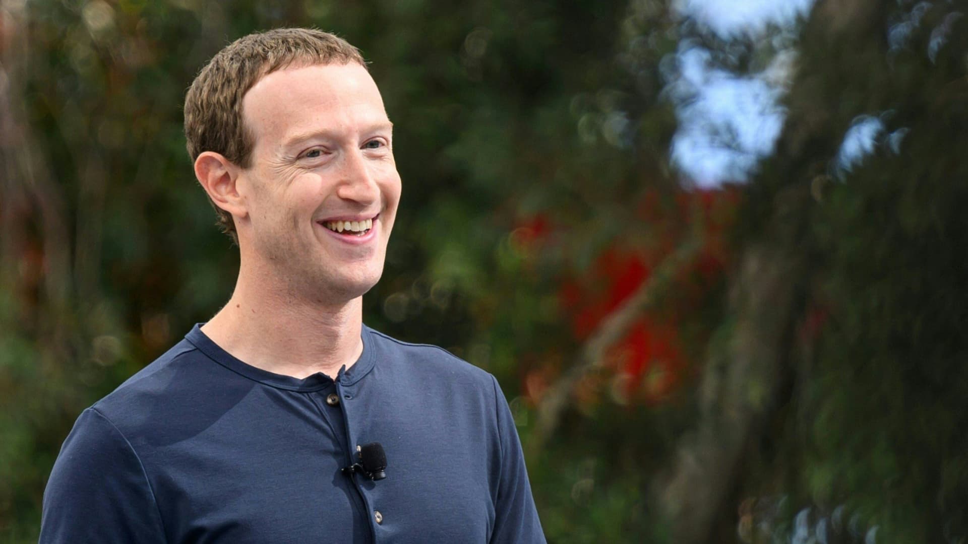 Mark Zuckerberg says Meta will 'keep things lean' after Q4 earnings